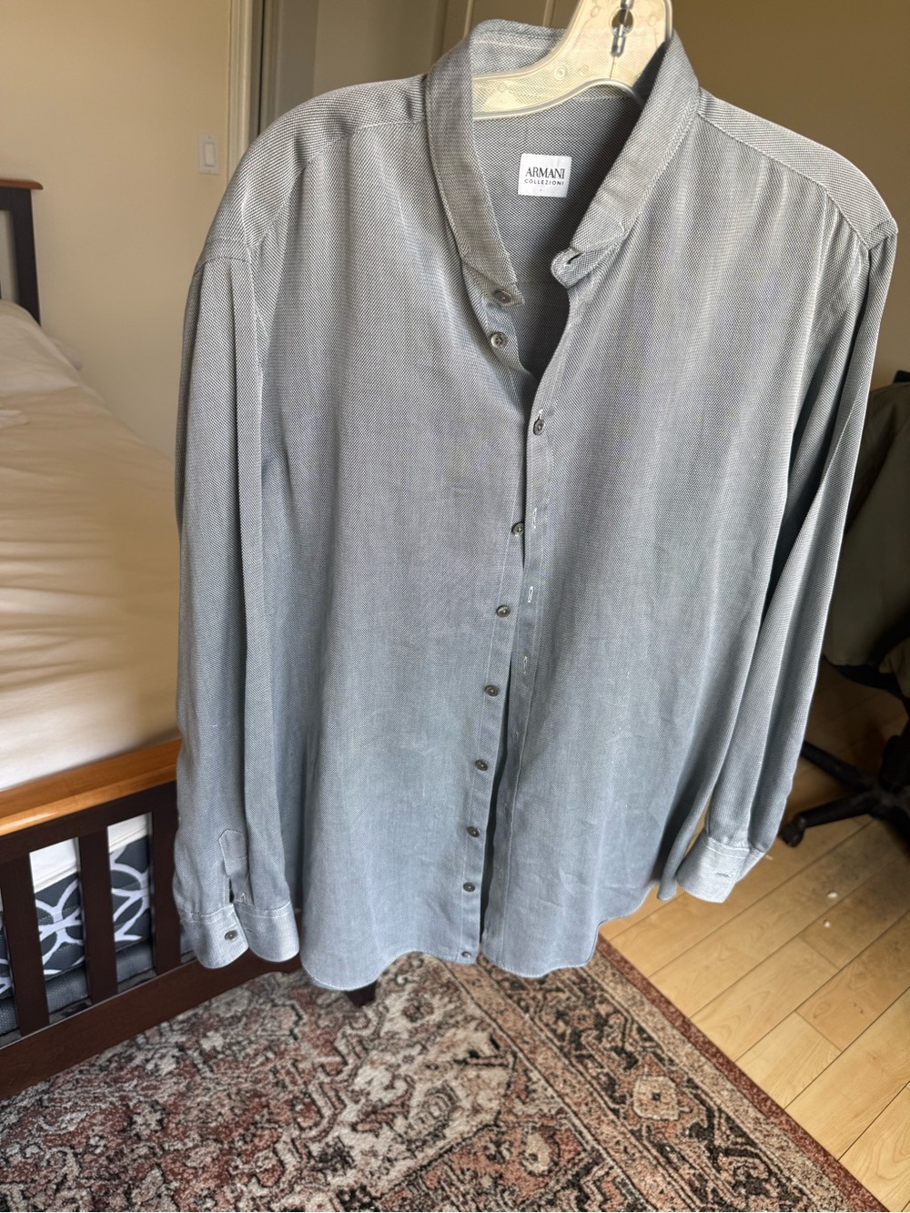 Armani Collezioni Men's Light Gray Button-Down Shirt large